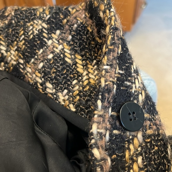 Grace, Dane Lewis coat. Tweed black and tan. Size 12. Lined. Slit  in the back. - Picture 7 of 7